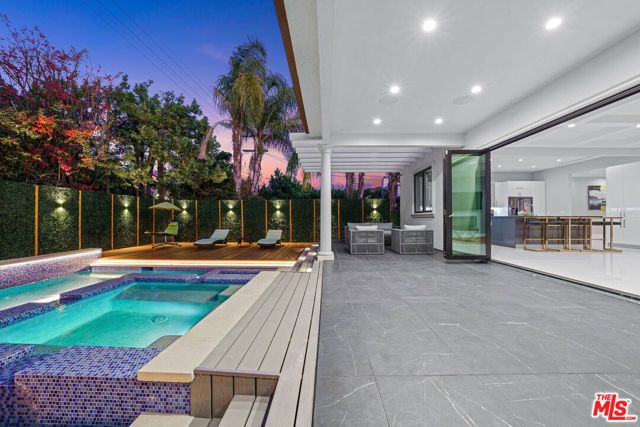 14817 Otsego Street, Sherman Oaks, CA 91403