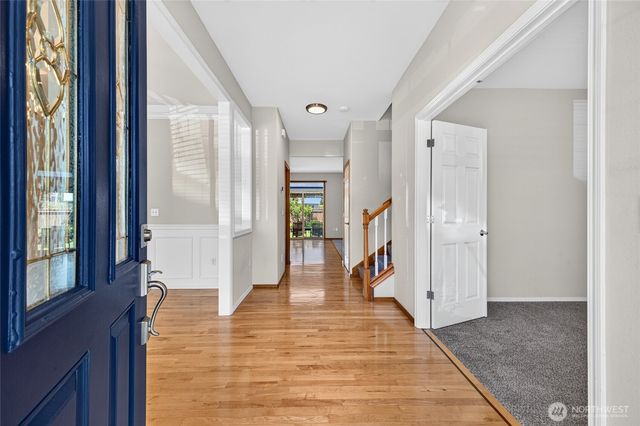 1604 Peach Park Lane, Puyallup, WA 98371
