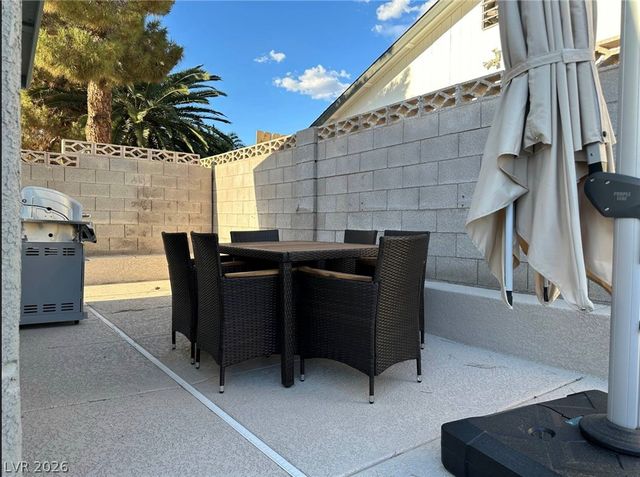 2412 Vista Colina Street, Henderson, NV 89014