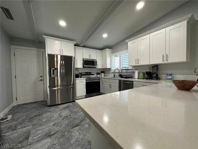 2412 Vista Colina Street, Henderson, NV 89014