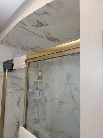 23155 Raven Avenue, Eastpointe, MI 48021