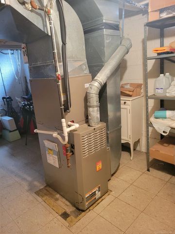 23155 Raven Avenue, Eastpointe, MI 48021