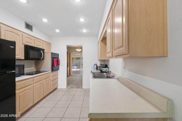 14215 N BOSWELL Boulevard, Sun City, AZ 85351