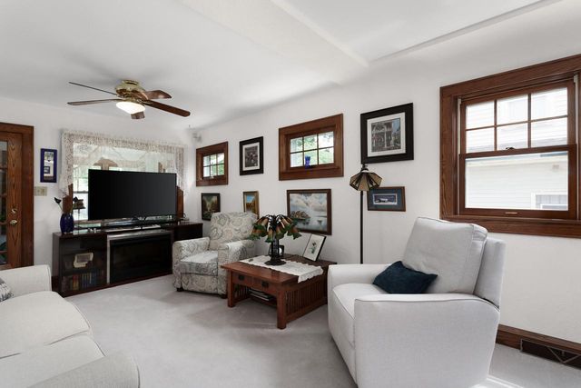 1329 N 70th STREET, Wauwatosa, WI 53213
