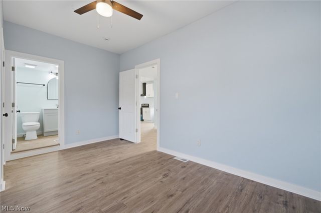 950 Park Avenue, Amherst, OH 44001