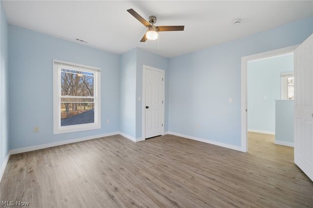 950 Park Avenue, Amherst, OH 44001