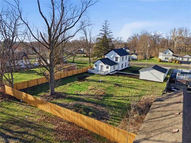 950 Park Avenue, Amherst, OH 44001