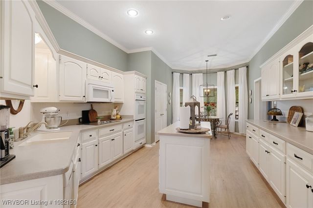 712 Jenny Wren Street, Van Buren, AR 72956