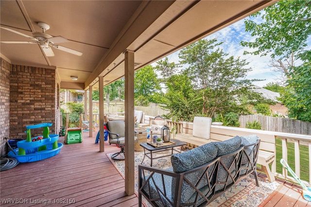 712 Jenny Wren Street, Van Buren, AR 72956