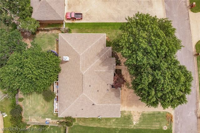 712 Jenny Wren Street, Van Buren, AR 72956