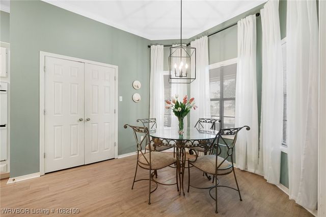 712 Jenny Wren Street, Van Buren, AR 72956