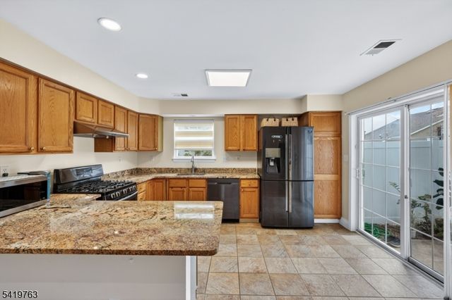 307 HANNAH WAY, Bridgewater Twp., NJ 08807