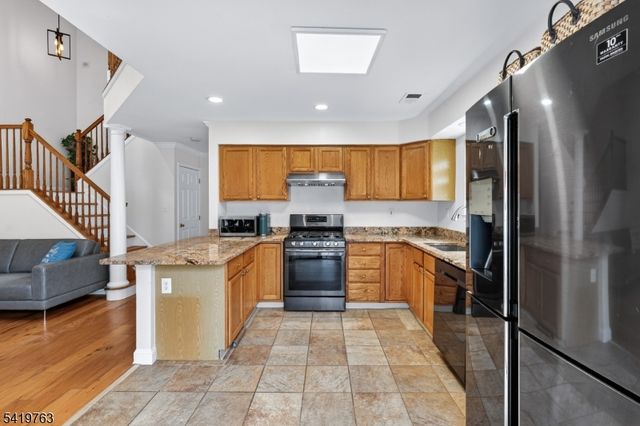 307 HANNAH WAY, Bridgewater Twp., NJ 08807