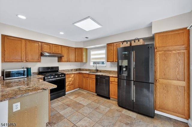 307 HANNAH WAY, Bridgewater Twp., NJ 08807