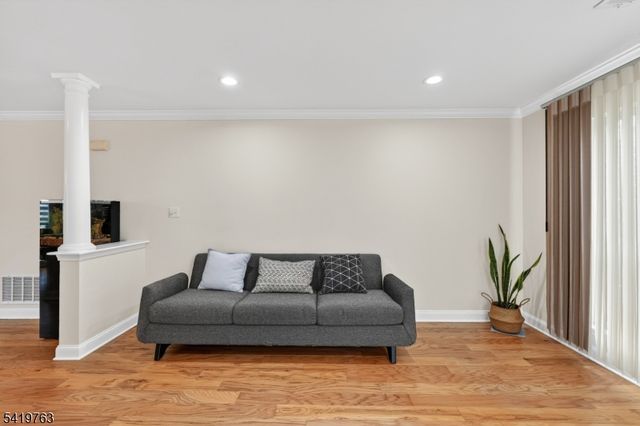 307 HANNAH WAY, Bridgewater Twp., NJ 08807