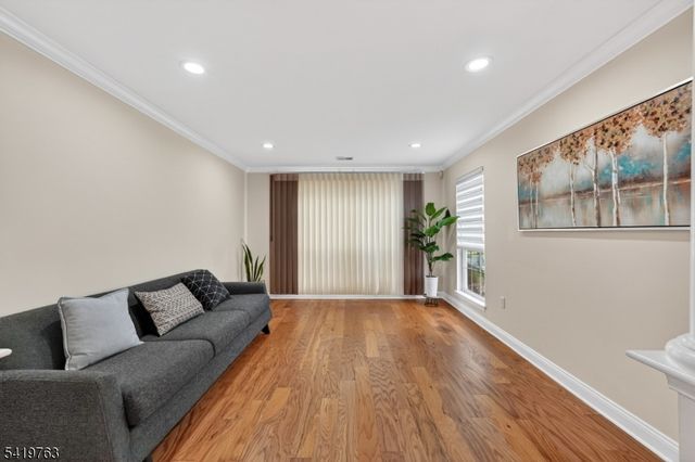 307 HANNAH WAY, Bridgewater Twp., NJ 08807