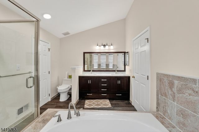 307 HANNAH WAY, Bridgewater Twp., NJ 08807