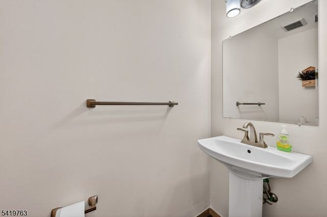 307 HANNAH WAY, Bridgewater Twp., NJ 08807