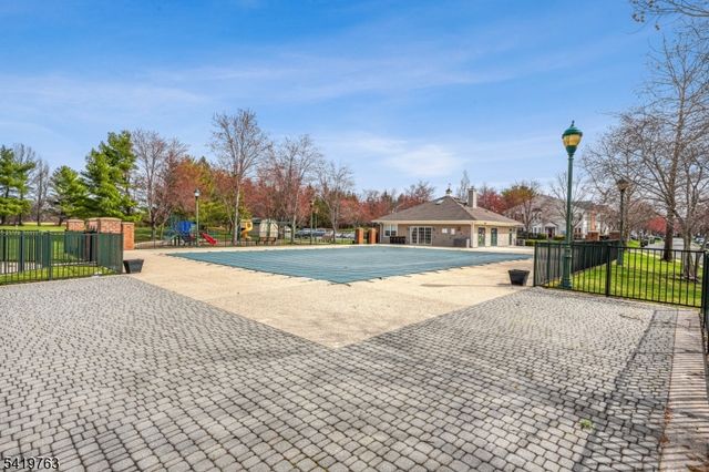 307 HANNAH WAY, Bridgewater Twp., NJ 08807