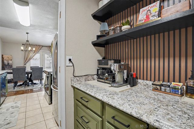 1915 N Eucalyptus Court, Broken Arrow, OK 74012