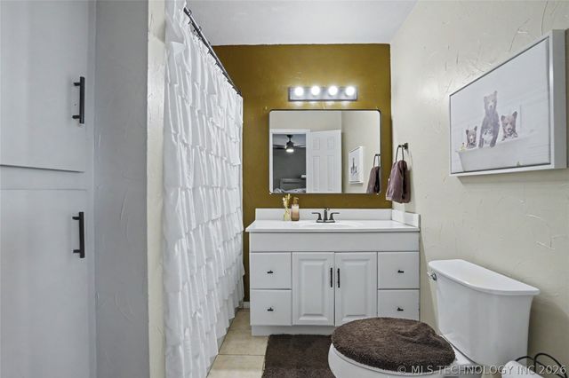 1915 N Eucalyptus Court, Broken Arrow, OK 74012