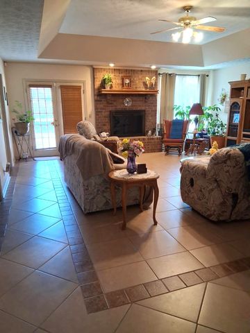 3168 Maxey Rd, Cedar Hill, TN 37032