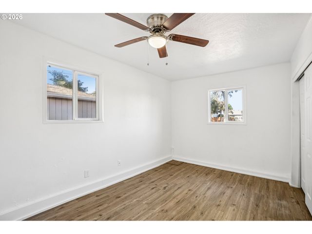 1019 LINN Ave, Oregon City, OR 97045