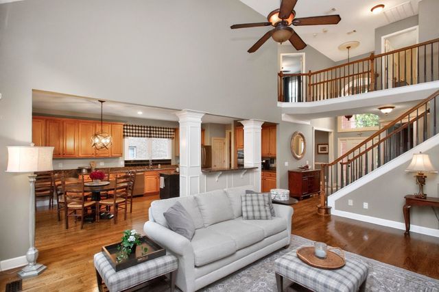 4577 Winfield Dr, Nashville, TN 37211