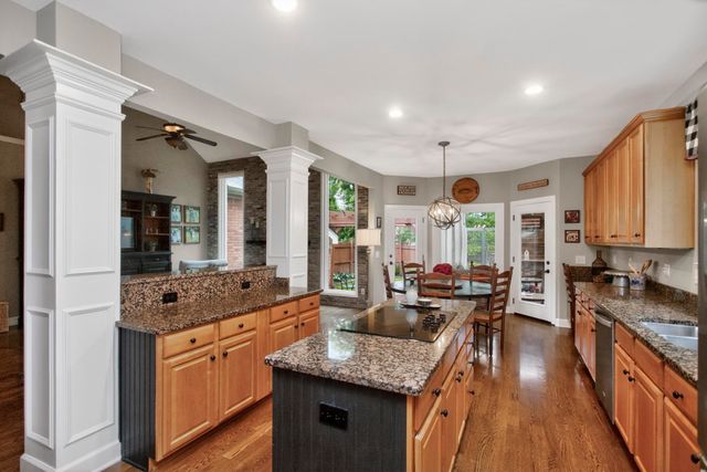 4577 Winfield Dr, Nashville, TN 37211