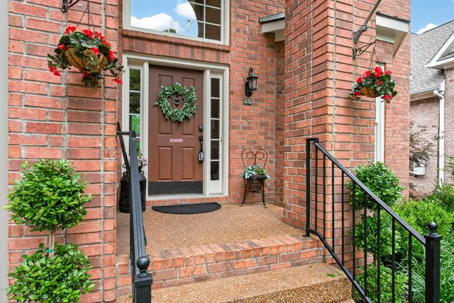 4577 Winfield Dr, Nashville, TN 37211