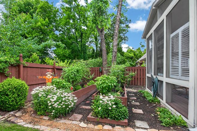 4577 Winfield Dr, Nashville, TN 37211