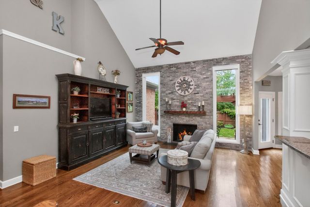 4577 Winfield Dr, Nashville, TN 37211