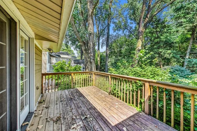 125 N Prospect Avenue, Clarendon Hills, IL 60514
