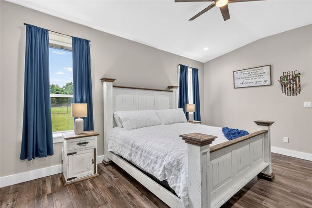 1149 Signal Road, Quinlan, TX 75474