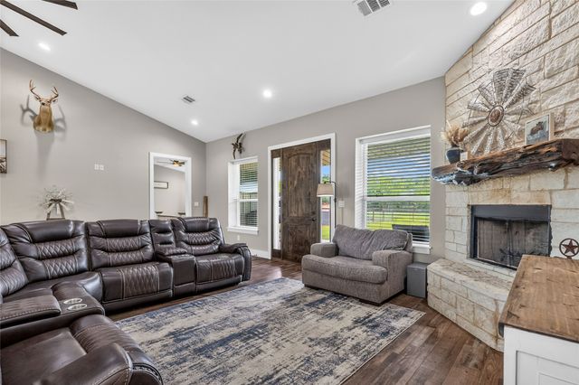 1149 Signal Road, Quinlan, TX 75474