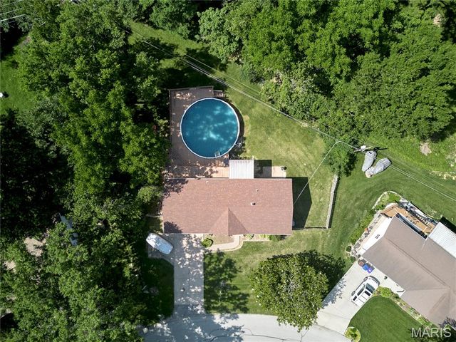 32 Bartley Street, St Charles, MO 63376
