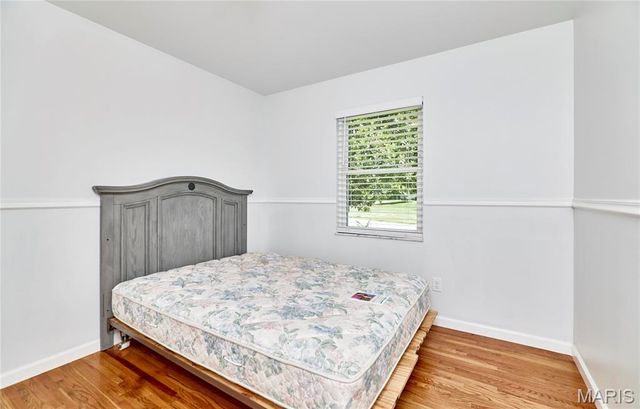 32 Bartley Street, St Charles, MO 63376