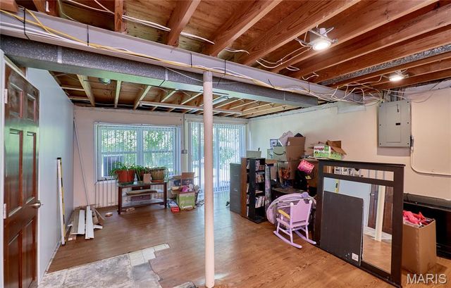 32 Bartley Street, St Charles, MO 63376