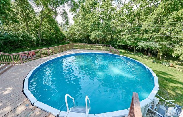 32 Bartley Street, St Charles, MO 63376