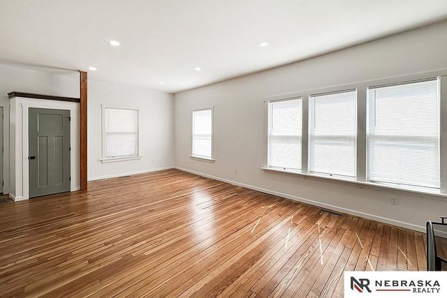 2732 N 65th Street, Omaha, NE 68104