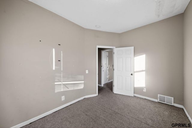 2504 Hartman Avenue, Omaha, NE 68111