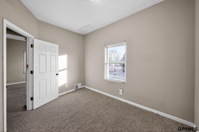 2504 Hartman Avenue, Omaha, NE 68111