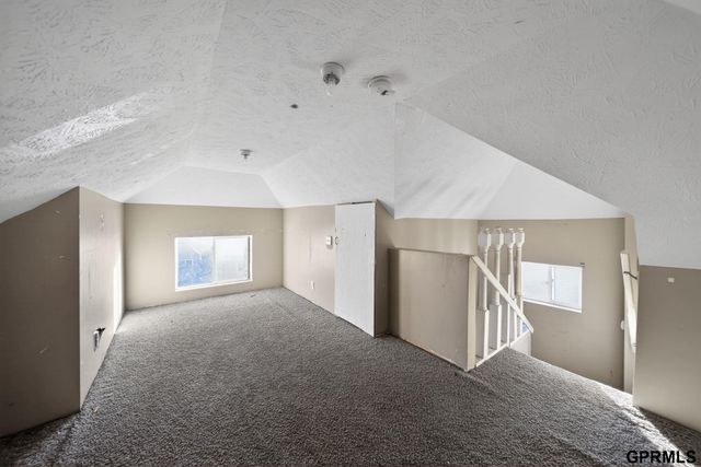 2504 Hartman Avenue, Omaha, NE 68111