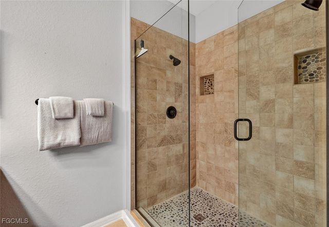 9720 Gladiolus Preserve CIR, Fort Myers, FL 33908