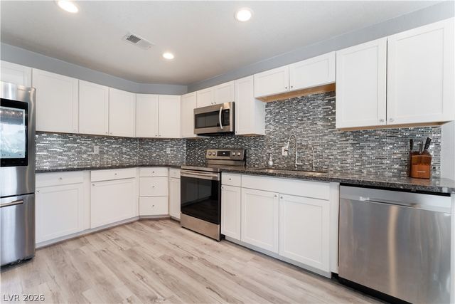 6250 West Flamingo Road 37, Las Vegas, NV 89103