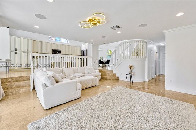 1500 SW 171st Ter, Pembroke Pines, FL 33027
