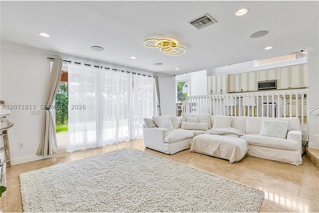 1500 SW 171st Ter, Pembroke Pines, FL 33027