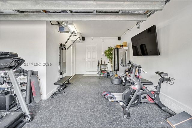 1500 SW 171st Ter, Pembroke Pines, FL 33027