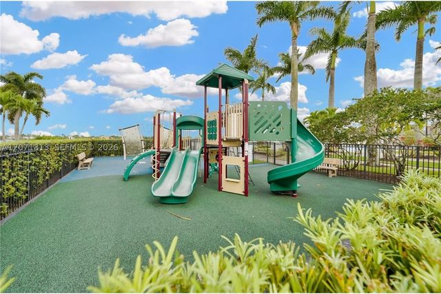 1500 SW 171st Ter, Pembroke Pines, FL 33027