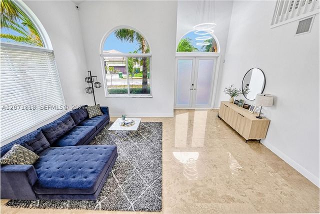 1500 SW 171st Ter, Pembroke Pines, FL 33027